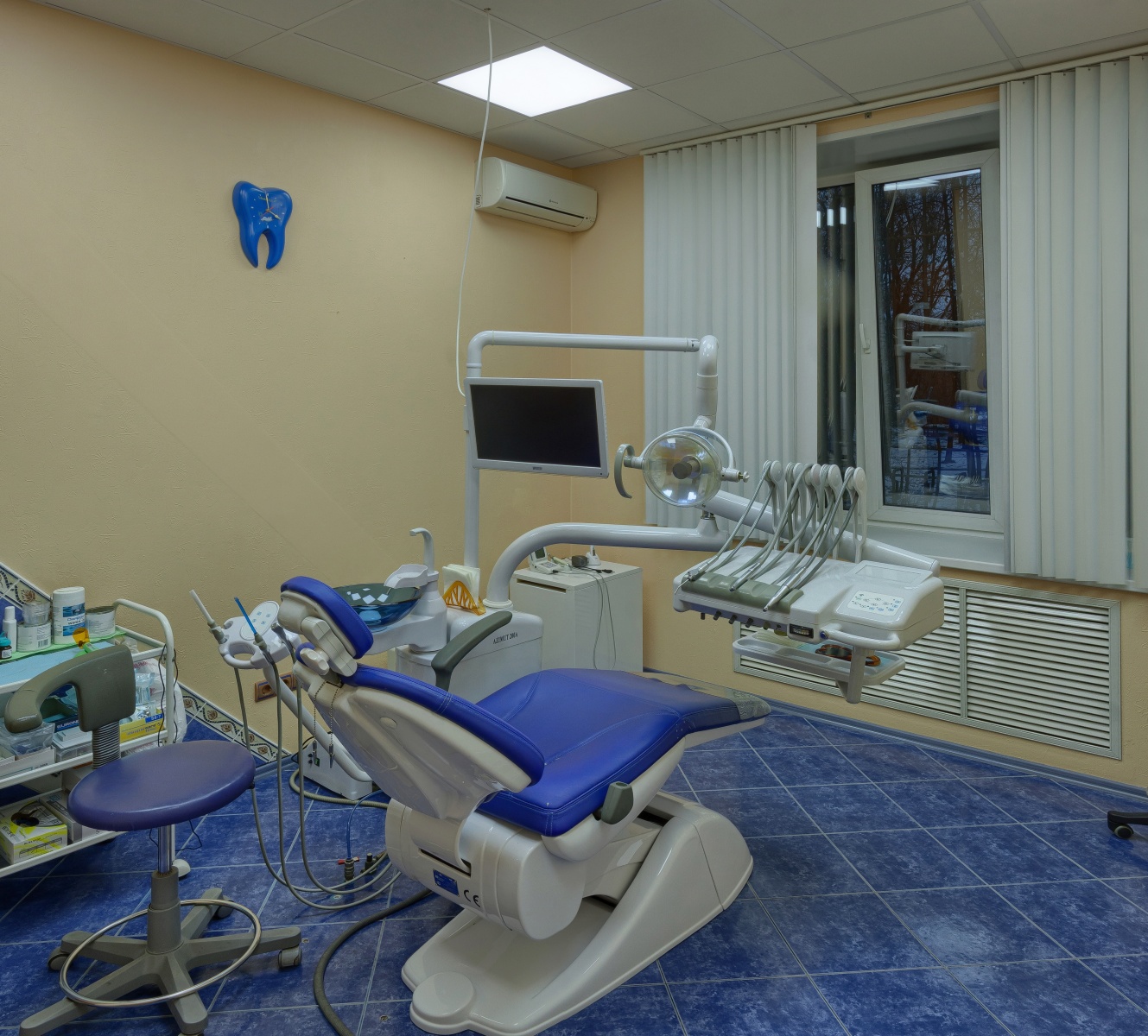 Сеть клиник "Новая стоматология" на Титова